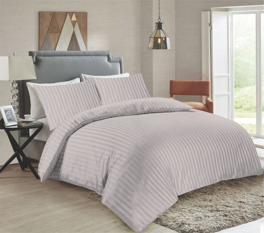 Hotel Stripe Comforter